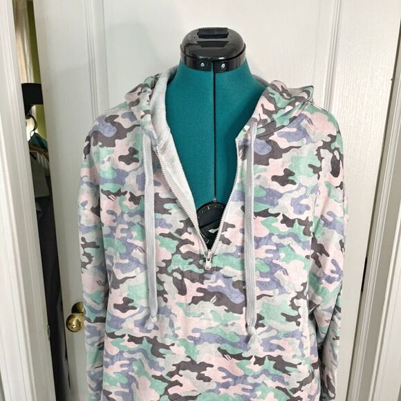Fabletics Hallie Camo 1/2 Zip Boxy Relaxed Oversized Hoodie Pocket Sweatshirt - Picture 5 of 10
